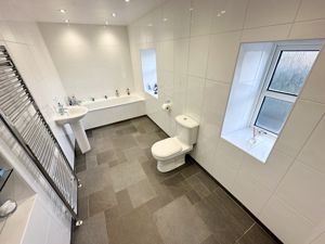 Photo 52- click for photo gallery